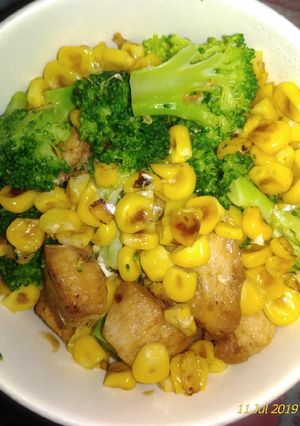 Foto resep Ayam Jagung Brokoli Panggang #paketeflon #menudiet
