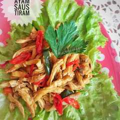 A picture of Suwir ayam saus tiram.