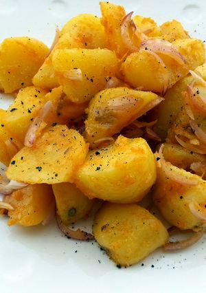 A picture of Potato Salad With Spicy Buttery Flavour.