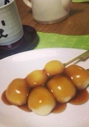A picture of Mitarashi Dango with Shiratamako & Silken Tofu.