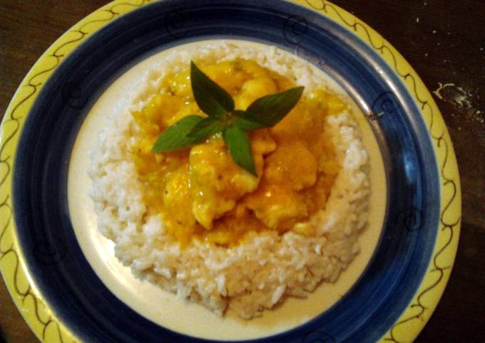 How to Make Award-winning Amy's Ginger Fruity Curry with coconut Rice .