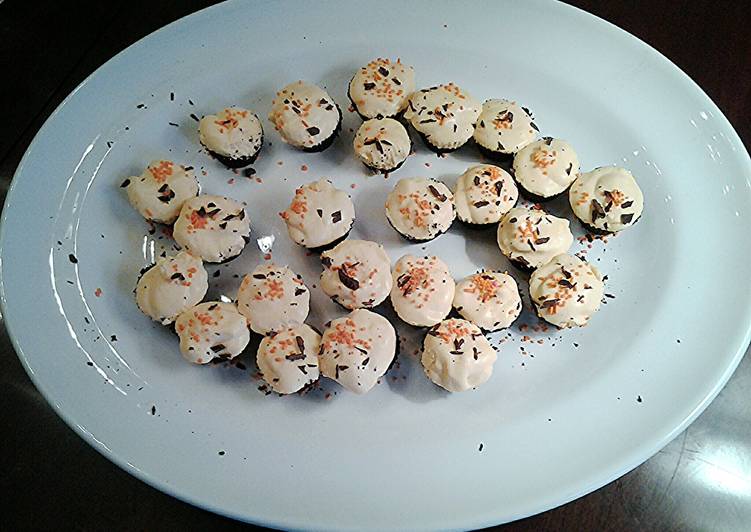 Orange Cream Mousse Cookie Cups