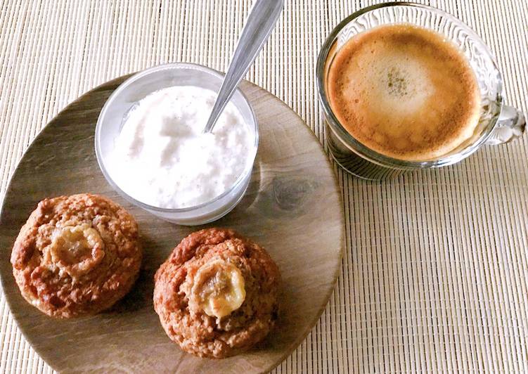 La façon simple de faire des recettes Muffins banane healthy  Aussi sur Instagram @stl_cuisine à la maison