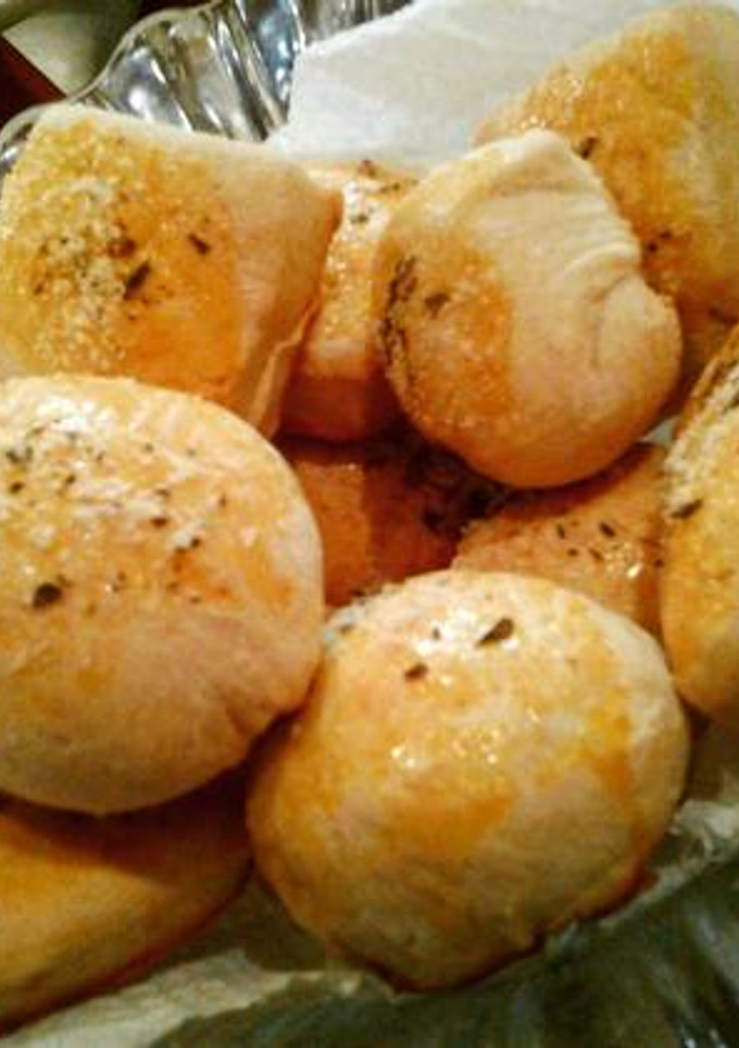 Una foto de Pancitos de queso fáciles