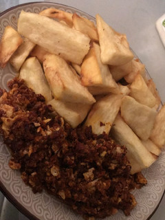 A picture of Fried yam and egg sauce.