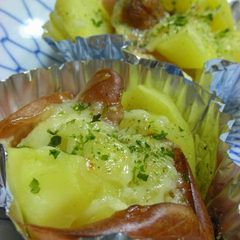 A picture of Sausage and Potato Baked with Cheese and Mayonnaise For Your Bento.