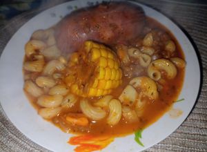 Una foto de El alto guiso de fideos!