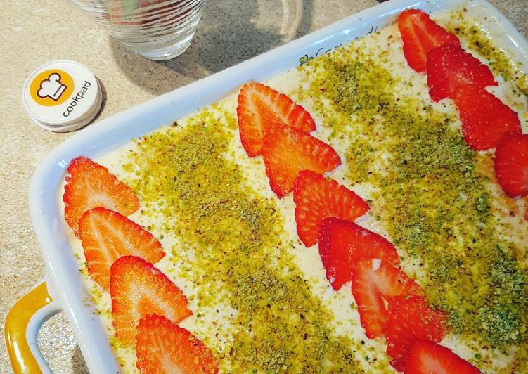 Easiest Way to Make Qualsiasi sera della settimana Tiramisù alle Fragole 🍓