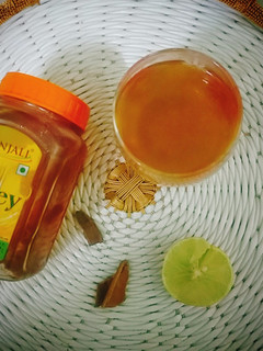 हर्बल टी (herbal tea recipe in Hindi) रेसिपी मुख्य फोटो