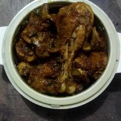A picture of Masala chicken.