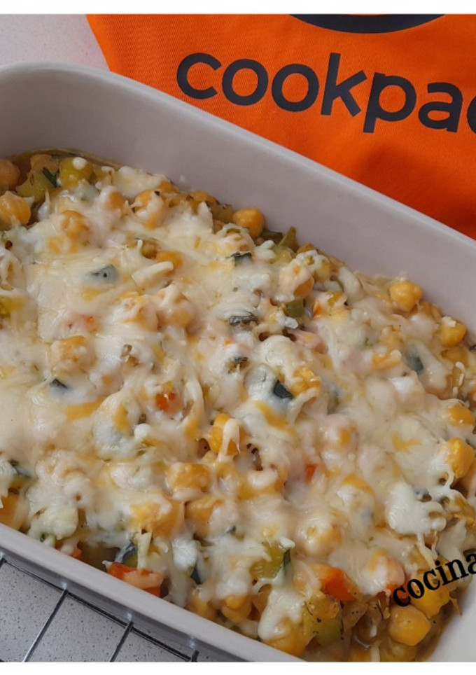 Una foto de Gratinado de garbanzos y verdura