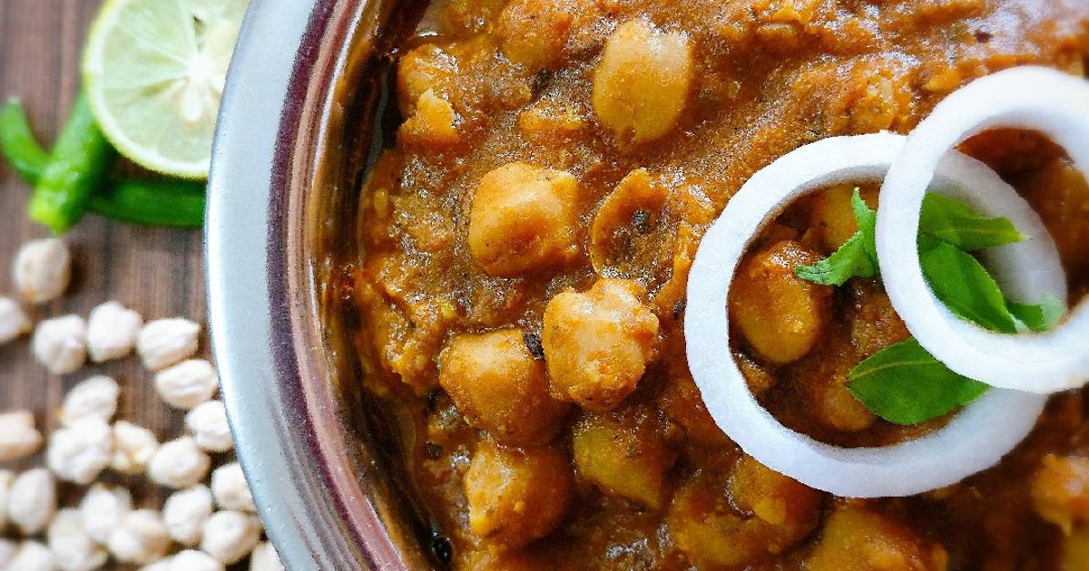 Punjabi Chole (without onion and garlic) Recipe by Mysterious Flavours ...