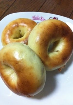 A picture of Crunchy Orange Bagels.
