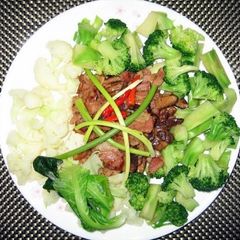 LG STIR FRY BBQ PORK WITH BROCOLI AND CAULIFLOWER A picture of LG STIR FRY BBQ PORK WITH BROCOLI AND CAULIFLOWER.