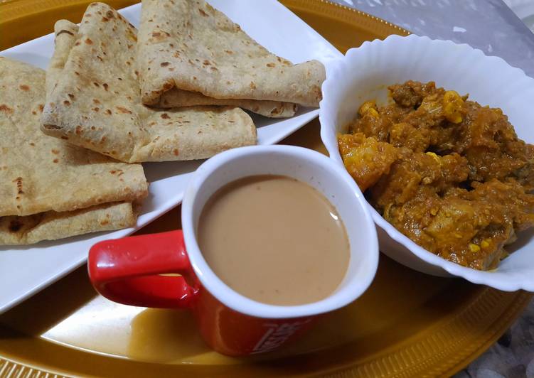 Recipe of Super Quick Homemade Badami chicken, ghar ki chapati and chaye