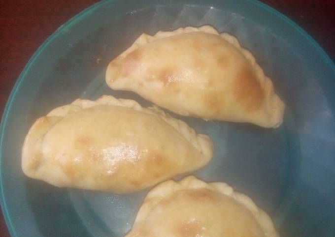 Empanadas de pollo y arroz al horno. ? Receta de AnyuDM- Cookpad