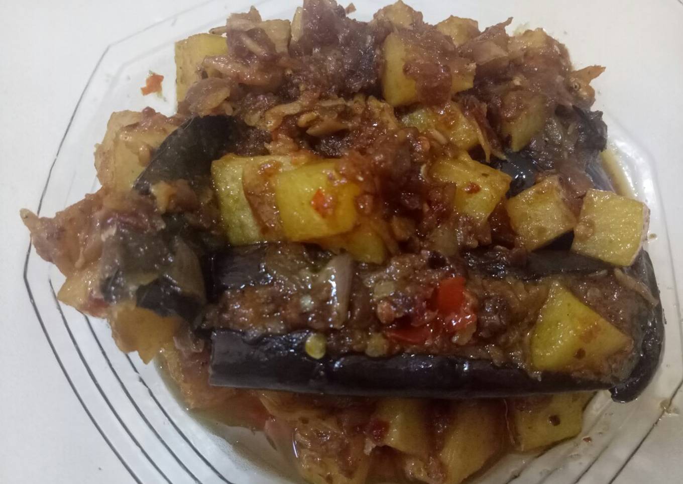 Kentang terong teri balado pedes ndess special anak kosan