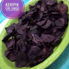 รูปของ Keripik ubi ungu