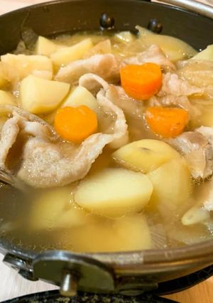 日式燉煮馬鈴薯 的食譜成品照片