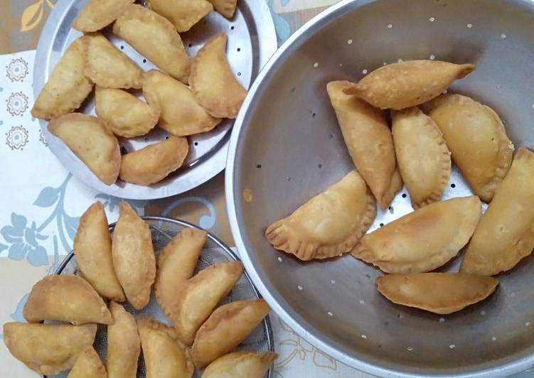 Gujiya