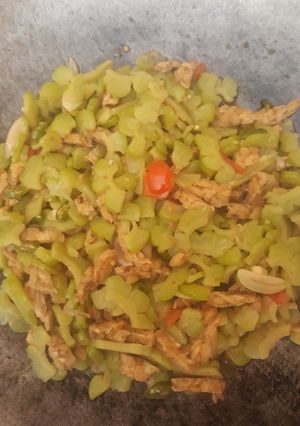 Foto resep Tumis pare+tempe pedas endes