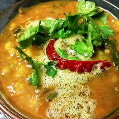 A picture of Tamatar dhaniya wala masoor dal tarka.