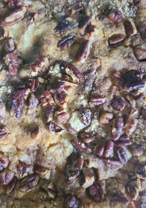 A picture of Apple🍎 pecan spice dump cake.