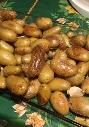 Une photo de Pommes grenailles au thym, ail et romarin