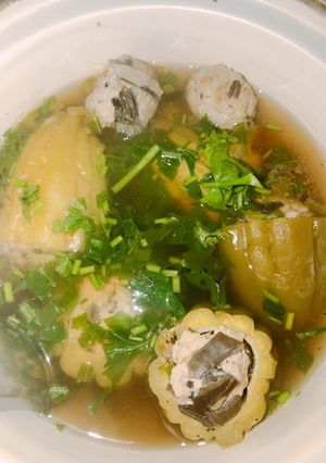 Hình của món Khổ qua hầm.