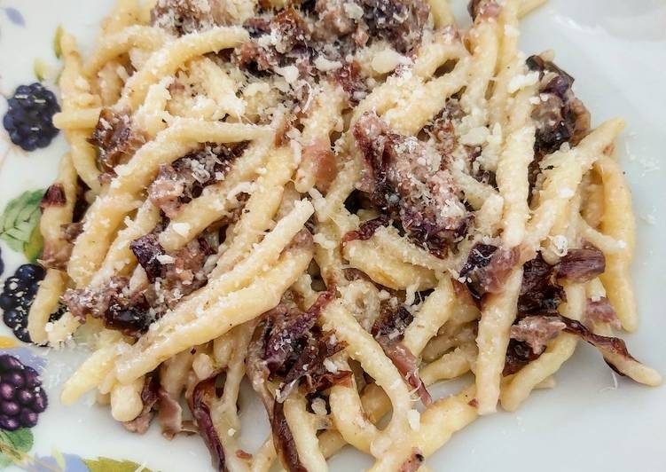 Trofie radicchio e salsiccia