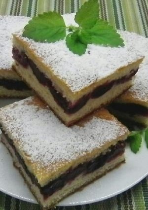 Cseresznyés kalács recept fotója