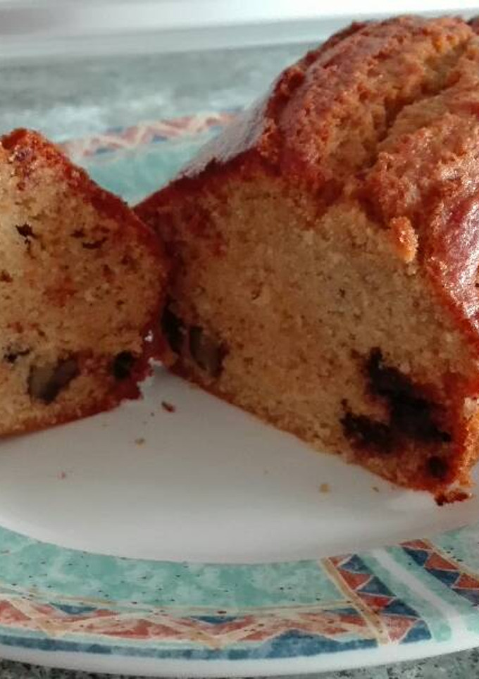 Una foto de Bizcocho con chocolate y nueces