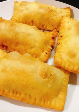 A picture of Streetfood Mcdonald's Pizza puff.