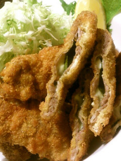 A picture of Fried Pork with Cheese and Shiso Leaves.