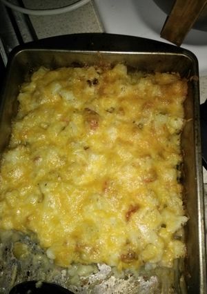 A picture of Crawfish hash brown casserole.