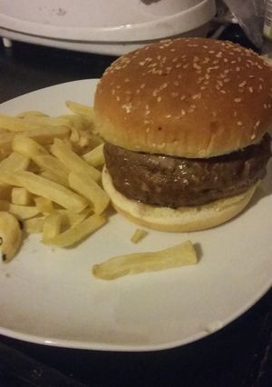 A picture of Juicy Lucy.