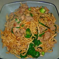 A picture of Cantonese Style Pan Fried Noodles.