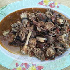 A picture of Stewed goat head.