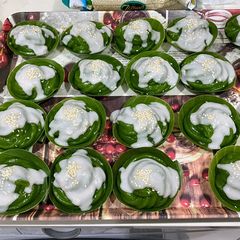 A picture of Pandanus Pudding in Coconut Cream.