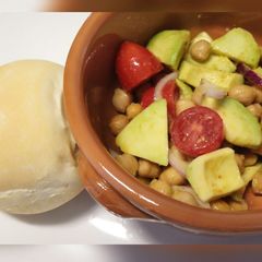 Roasted chickpea and avocado salad A picture of Roasted chickpea and avocado salad.