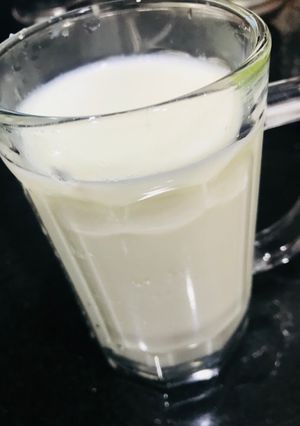 A picture of Badam Milkshake.