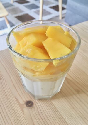 A picture of No bake mango cheese cake mousse 🥭.