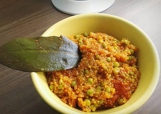 Spiced Quinoa in Tomato Sauce