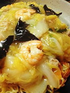 A picture of Basic Yakisoba Noodles with Seafood and Thick Ankake Sauce.