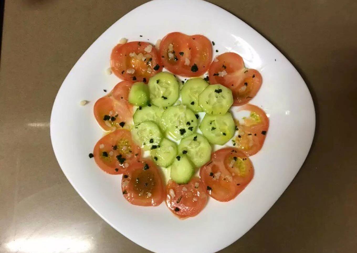 Ensalada de tomate y pepino