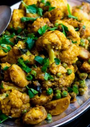A picture of Masala aaloo gobhi matar.