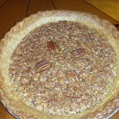 A picture of Nanny`s pecan pie.