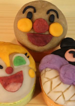 A picture of Anpanman Cupcakes.