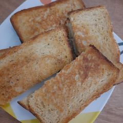 A picture of Toasted Brown Bread.