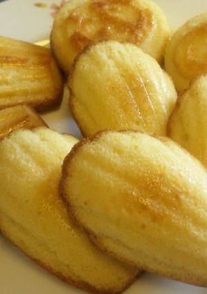A picture of Moist Madeleines--Just Mix and Bake.
